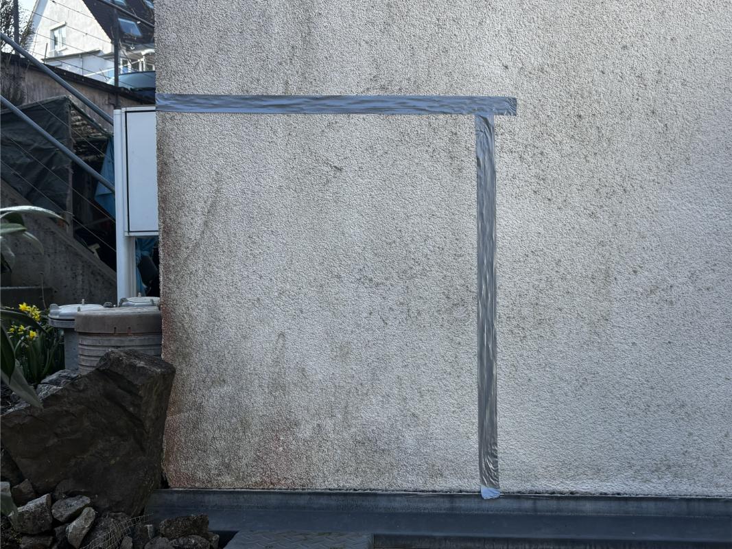 Probefläche Fassadenreinigung Untertürkheim vorher