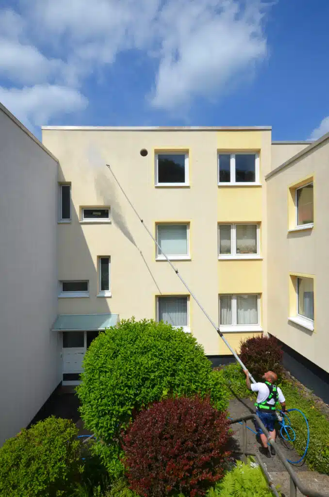 Hausfassade nach der Fassadenreinigung