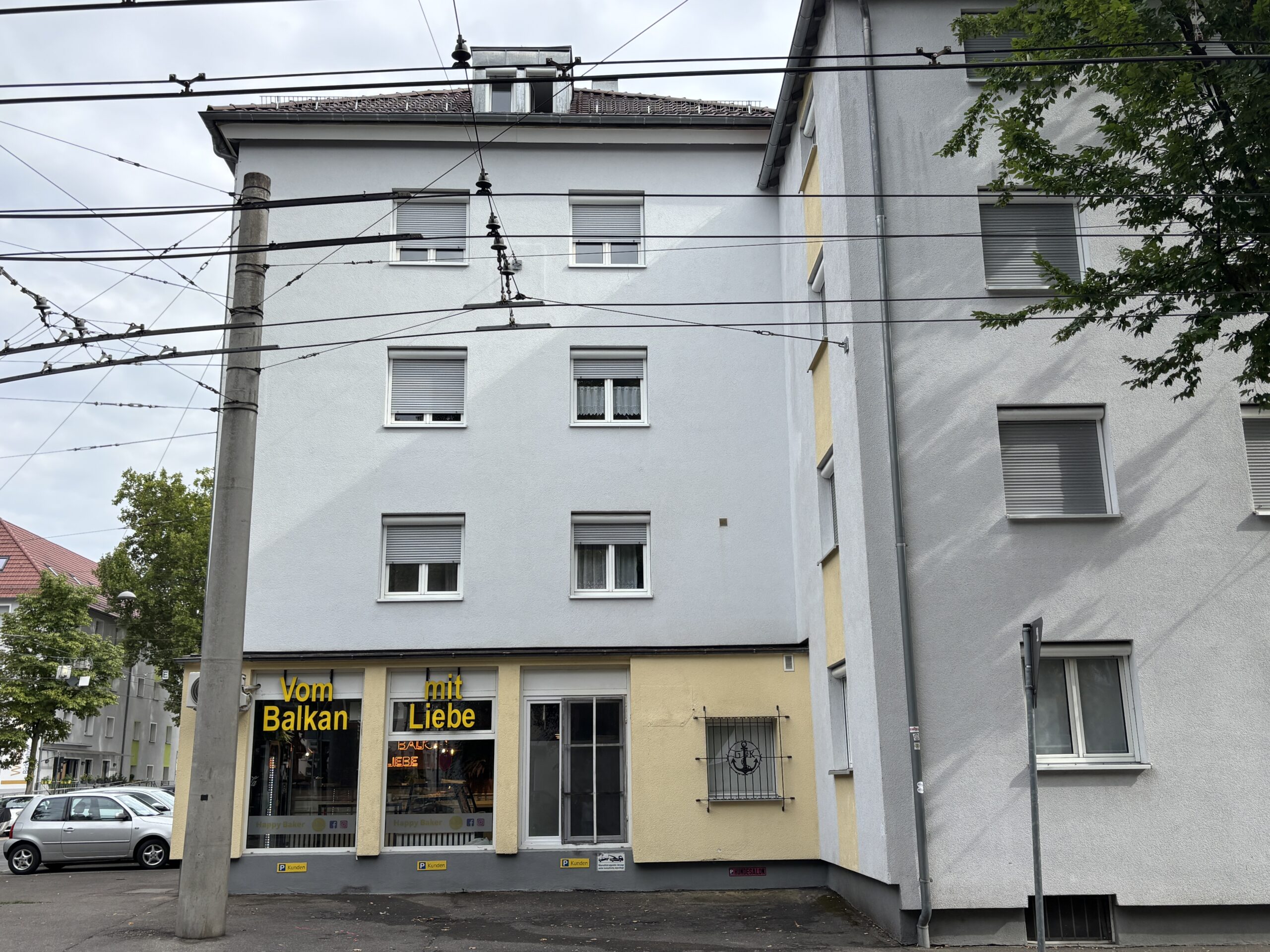 saubere Fassade Plochinger Str. in Esslingen nach der Fassadenreinigung