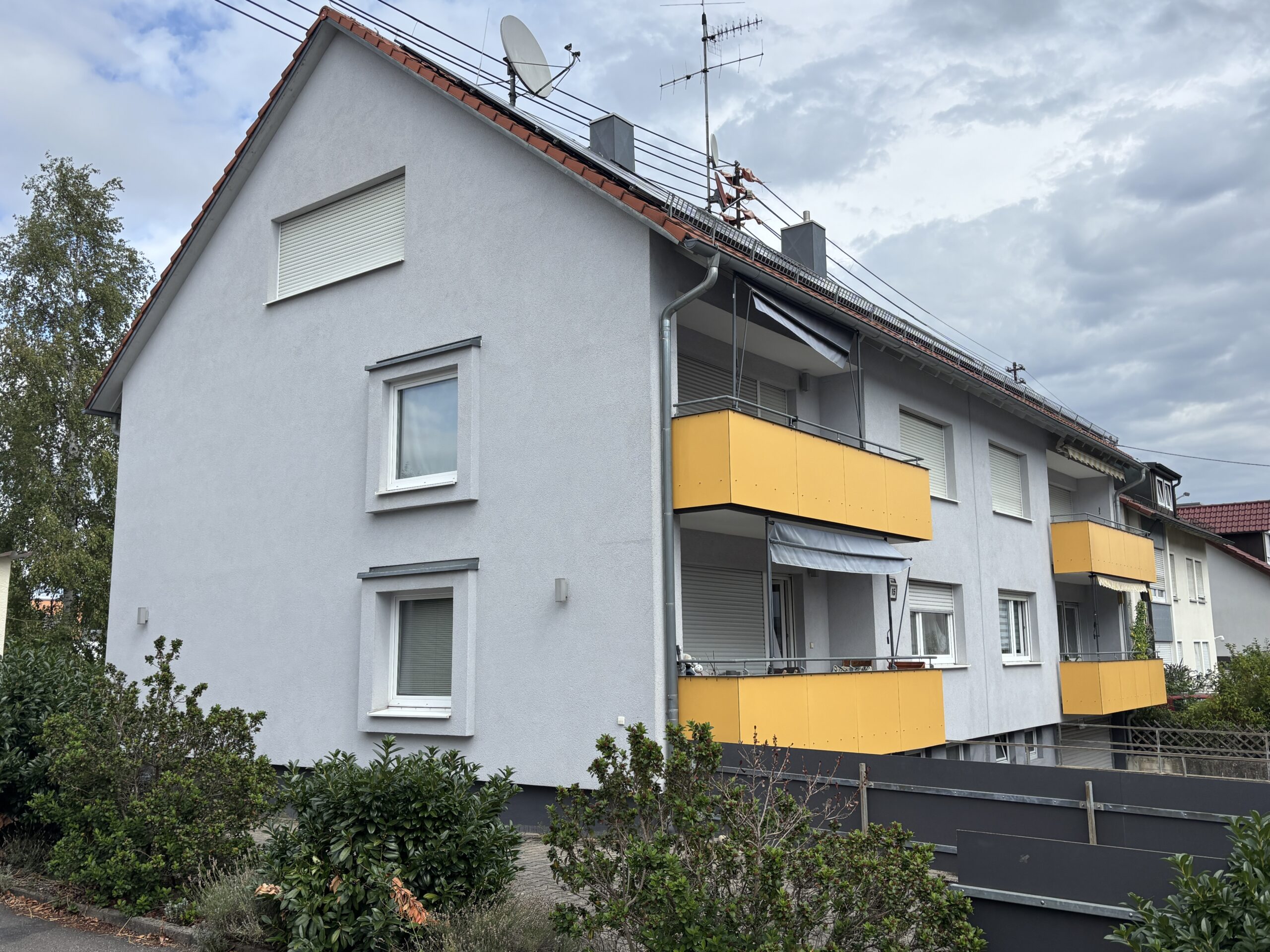 Das saubere Ergebnis nach einer Fassadenreinigung in Winnenden